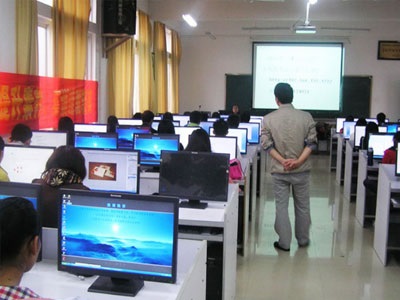 練車時(shí)什么態(tài)度，考試時(shí)什么運(yùn)氣！